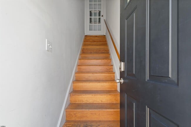 Photo - 115 N Wilson Ave