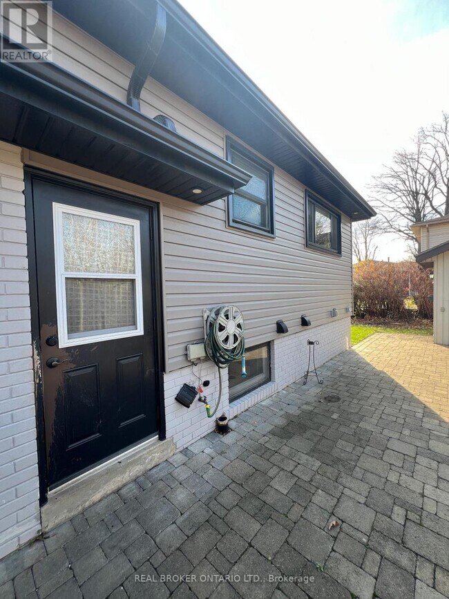 Photo - 5285 Woodhaven Ct