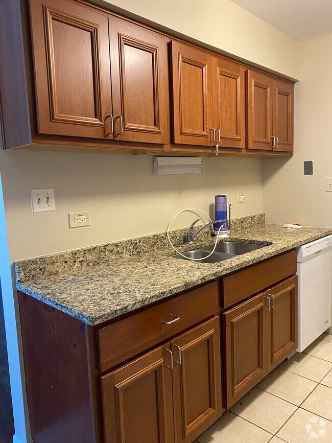 Cheap Apartments for Rent near Palatine IL 2 Apartments