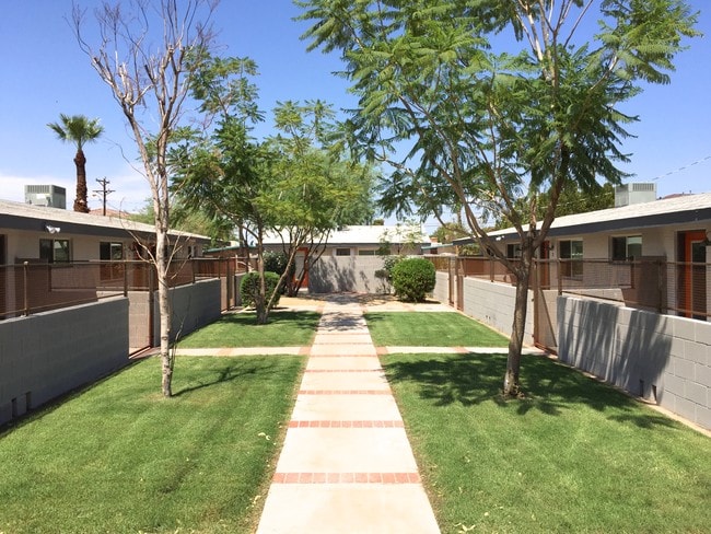 27th Street - 27th Street Apartments