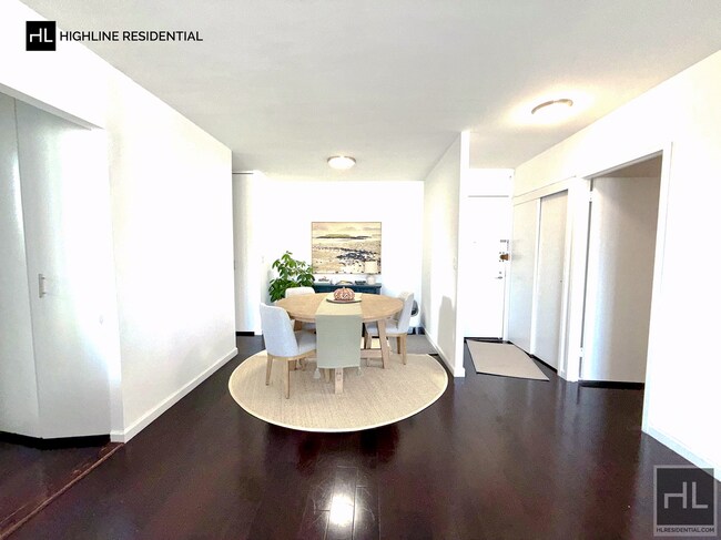 Photo - 220 EAST 65 STREET Unidad 23 B