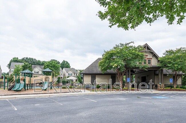 Building Photo - 4715 Waterbrooke Crossing