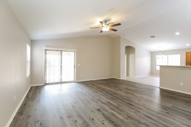 Photo - 501 S 125th Ave