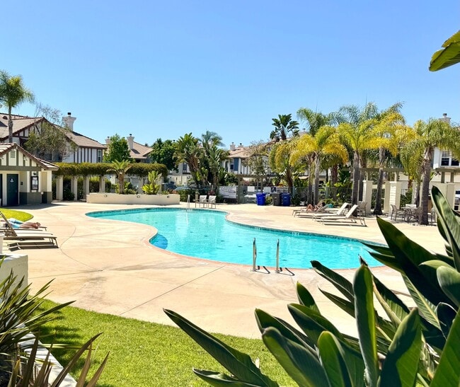 Photo - 402 Bay Berry Pl