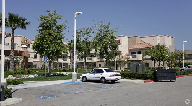 Photo - Telacu La Paz