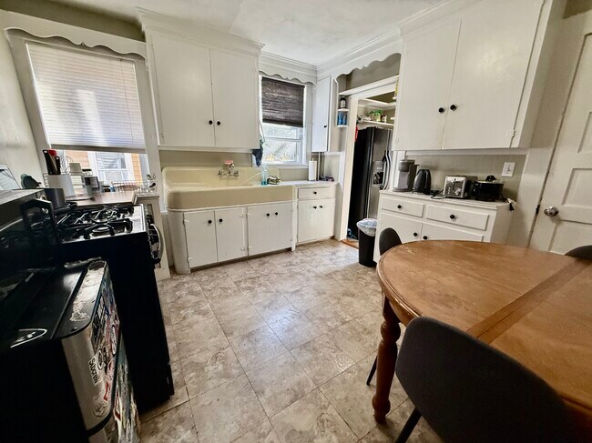 Photo - 82 Bromfield Rd