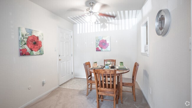 2HAB, 1BA - 800 ft² - The Connelly