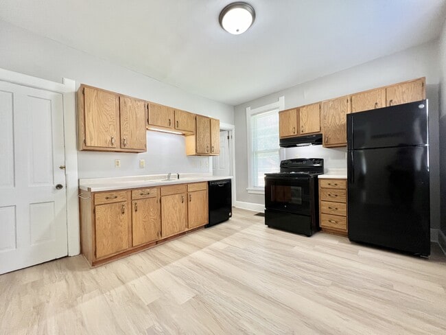 Photo - 28 N Atwood Ave