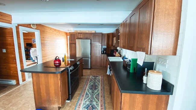 Kitchen - 235 Hwy 55