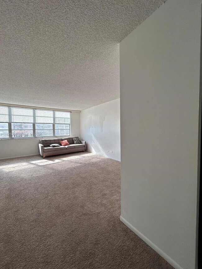 Photo - 251-174 174th St Unit 1210