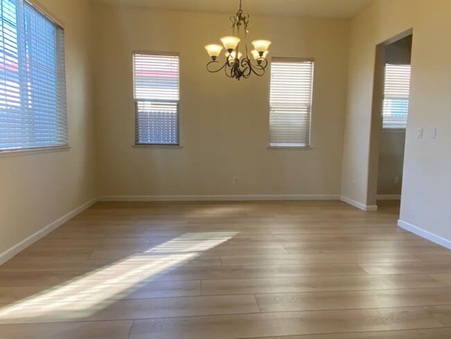 Photo - Available 12/1/25 Immaculate home in West ...