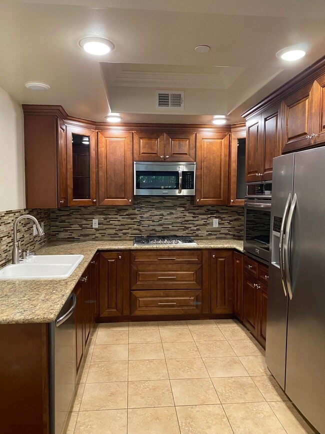 Photo - 11100 Riverside Dr Unit 213