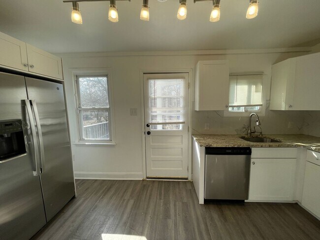 Photo - 4 Bedroom 1.5 Bath, Renovated House in Pottstown