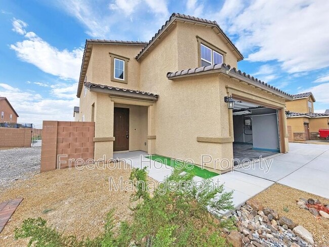 Photo - 3821 E Weld Ave