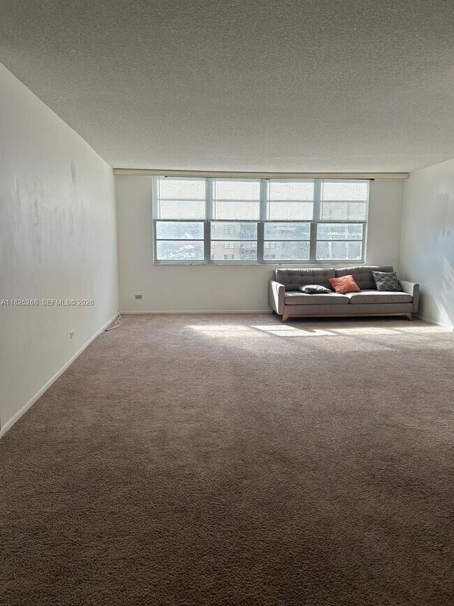 Photo - 251-174 174th St Unit 1210