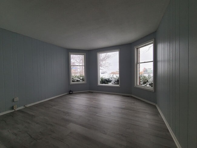 Photo - Spacious 5-bedroom, 2-bathroom home in Baroda