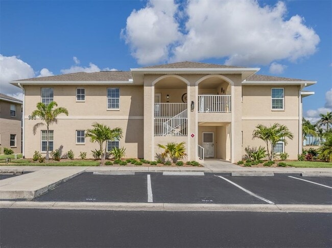 Building Photo - 5800 Sabal Trace Dr Unit 904