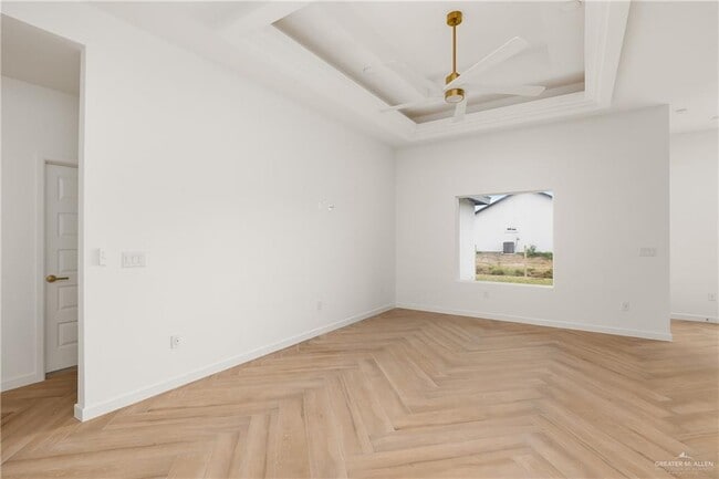 Photo - 17 N Revolution St