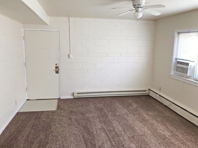 Photo - Maple Court