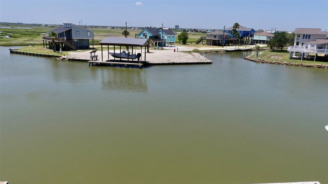 Building Photo - 58 Lakeside Dr