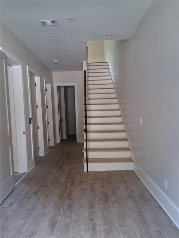 Photo - 3525 Kingsboro Rd NE
