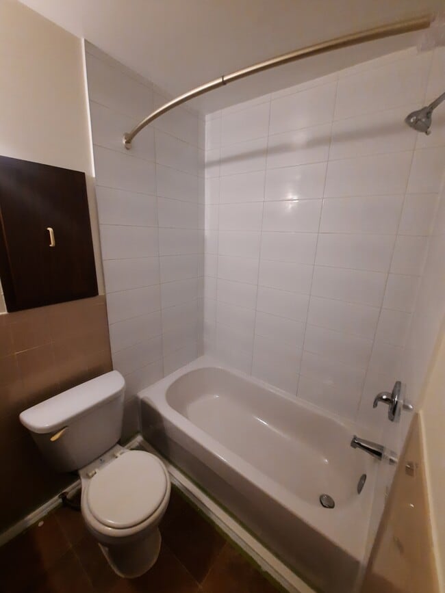 Photo - 89 Berczy St Unit 4