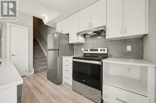 Photo - 511 Southfield Way