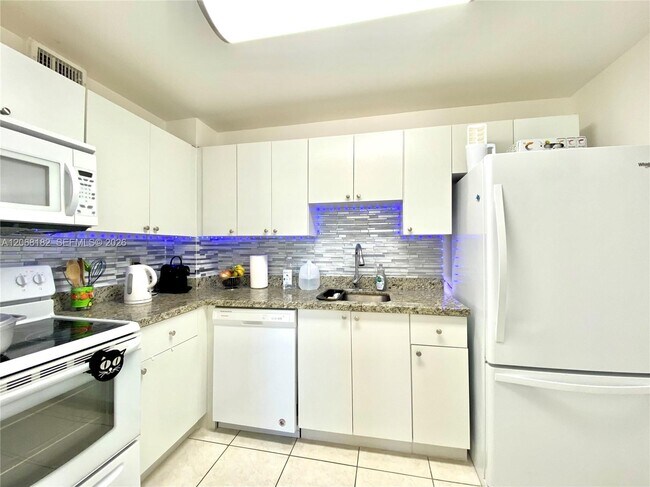 Photo - 401 Golden Isles Dr Unit 505