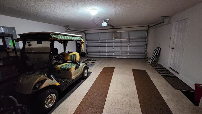 Photo - M916 Eastmont (VNSW-18/10%) Unit Posted to Internet