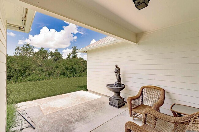 Photo - 522 Heron Point Dr
