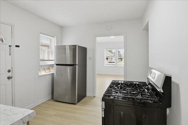 1509 N Chester Ave
