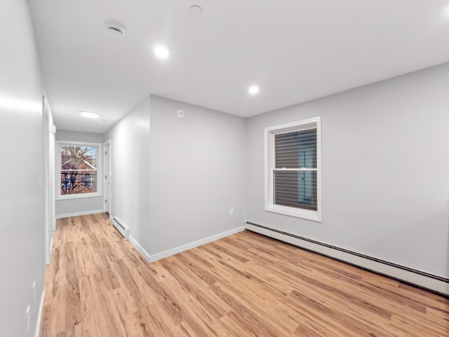 Photo - 107 Abbott St Unit 3