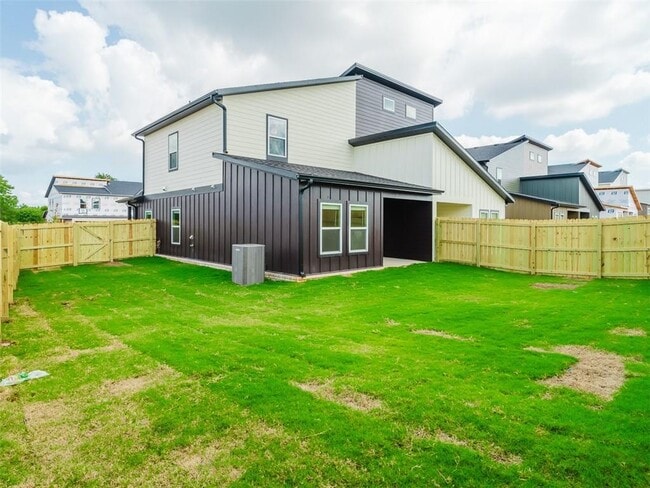 Photo - 1803 SW Casuarina Dr