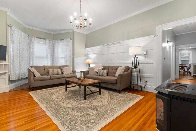 Photo - 55 Caldwell St