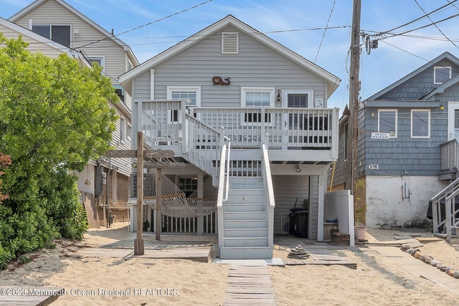61 Beach Front