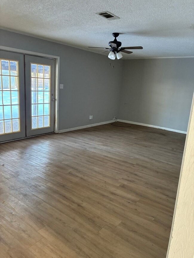 Photo - Spacious 4 Bedroom/3 Bath Family Home West End of Searcy