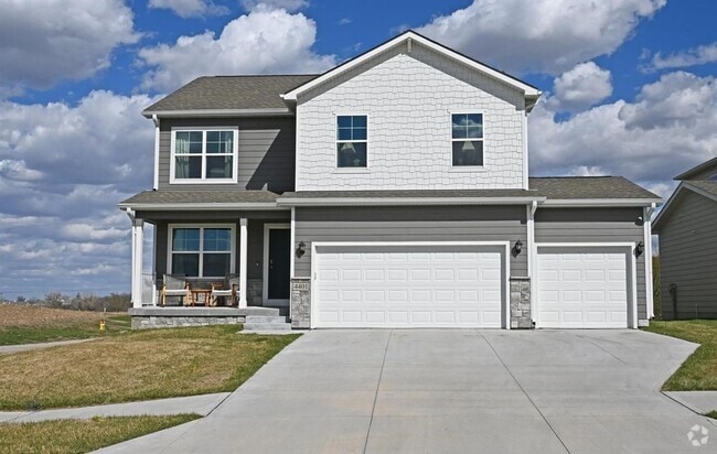 Building Photo - Spacious Elegance Meets Modern Comfort In ... Rental