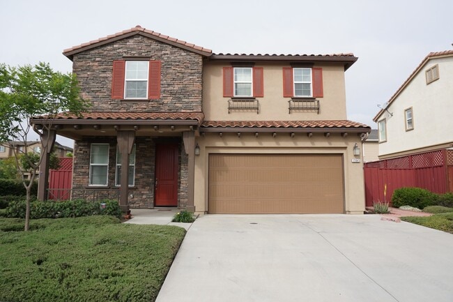Building Photo - Beautiful Smart Home with Solar, A/C, Larg...