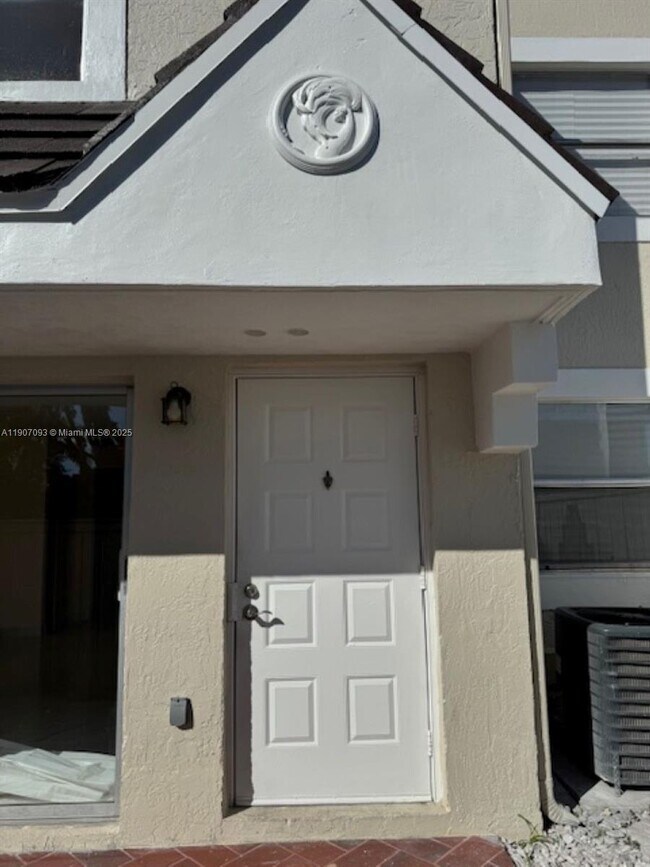 Photo - 4570 SW 68th Ct Cir