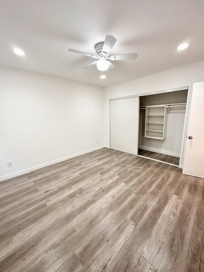 1638 Granville Ave