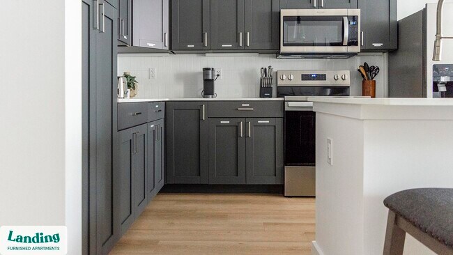 Photo - 650 N Main St Unidad 224