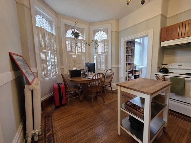 Photo - 102 Wellington St Unit 102