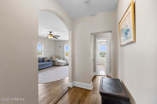 400 Deal Lake Dr Unit 7H