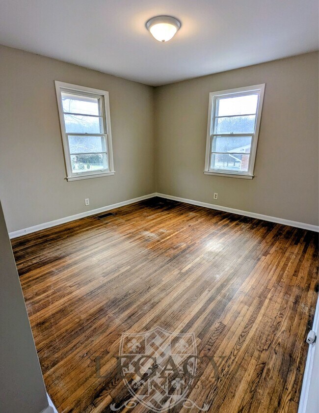 Photo - 1906 Laurinda Dr