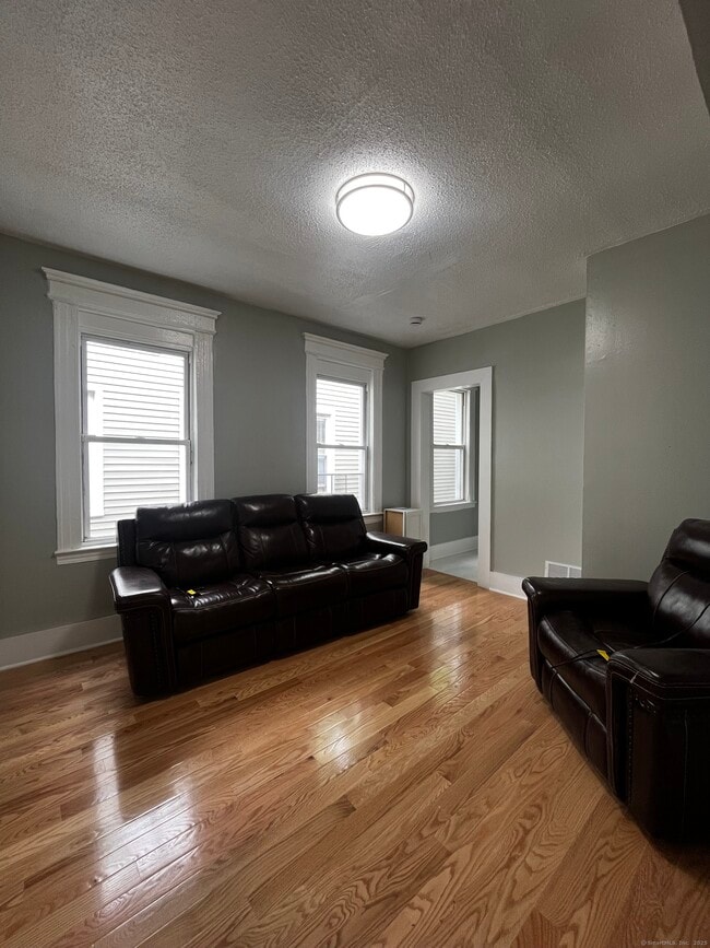 Photo - 11 Truman St Unit 3