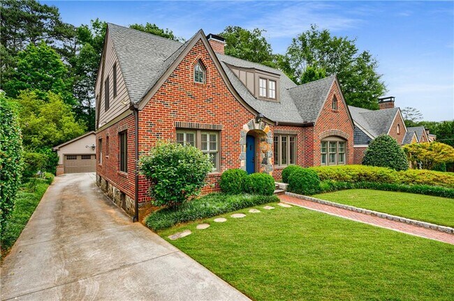 Photo - 1146 Cumberland Rd NE