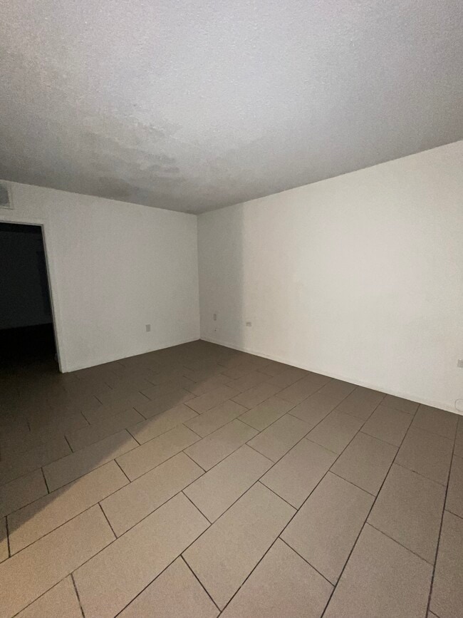 Photo - 636 N 39th St Unit 2