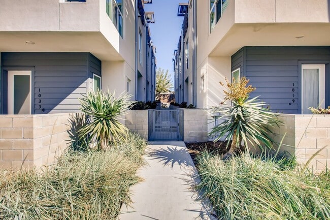 Photo - Beautiful Modern Home for Rent in San Diego – Prime Location!