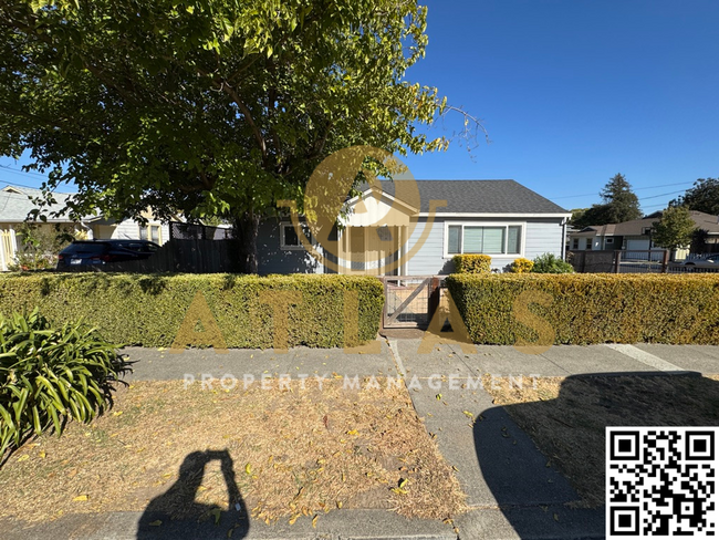 Charming 3-Bedroom Home in Napa! - Charming 3-Bedroom Home in Napa!