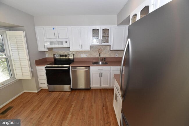 Photo - 1342 Chetworth Ct